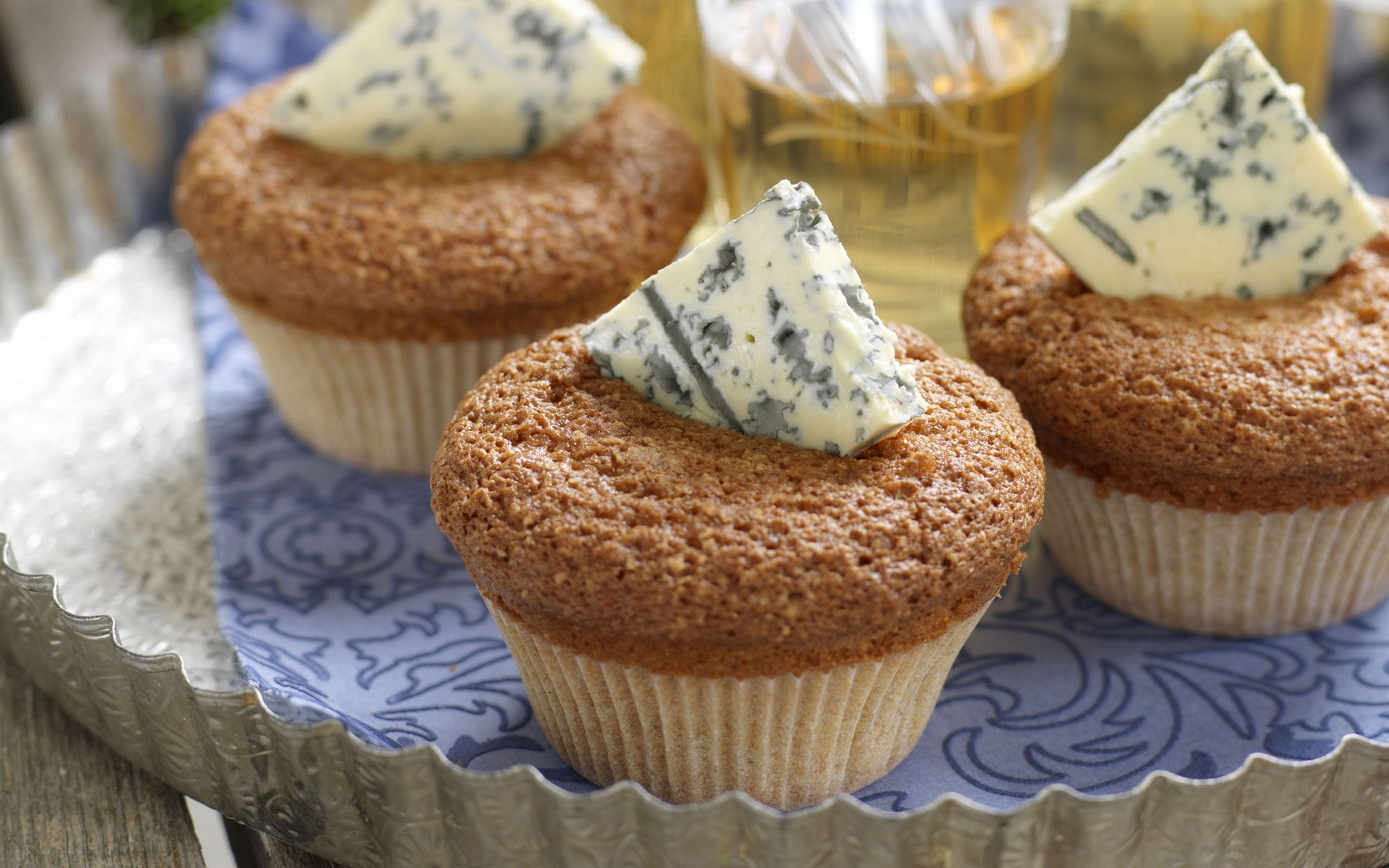 Pepperkakemuffins med blåmuggost