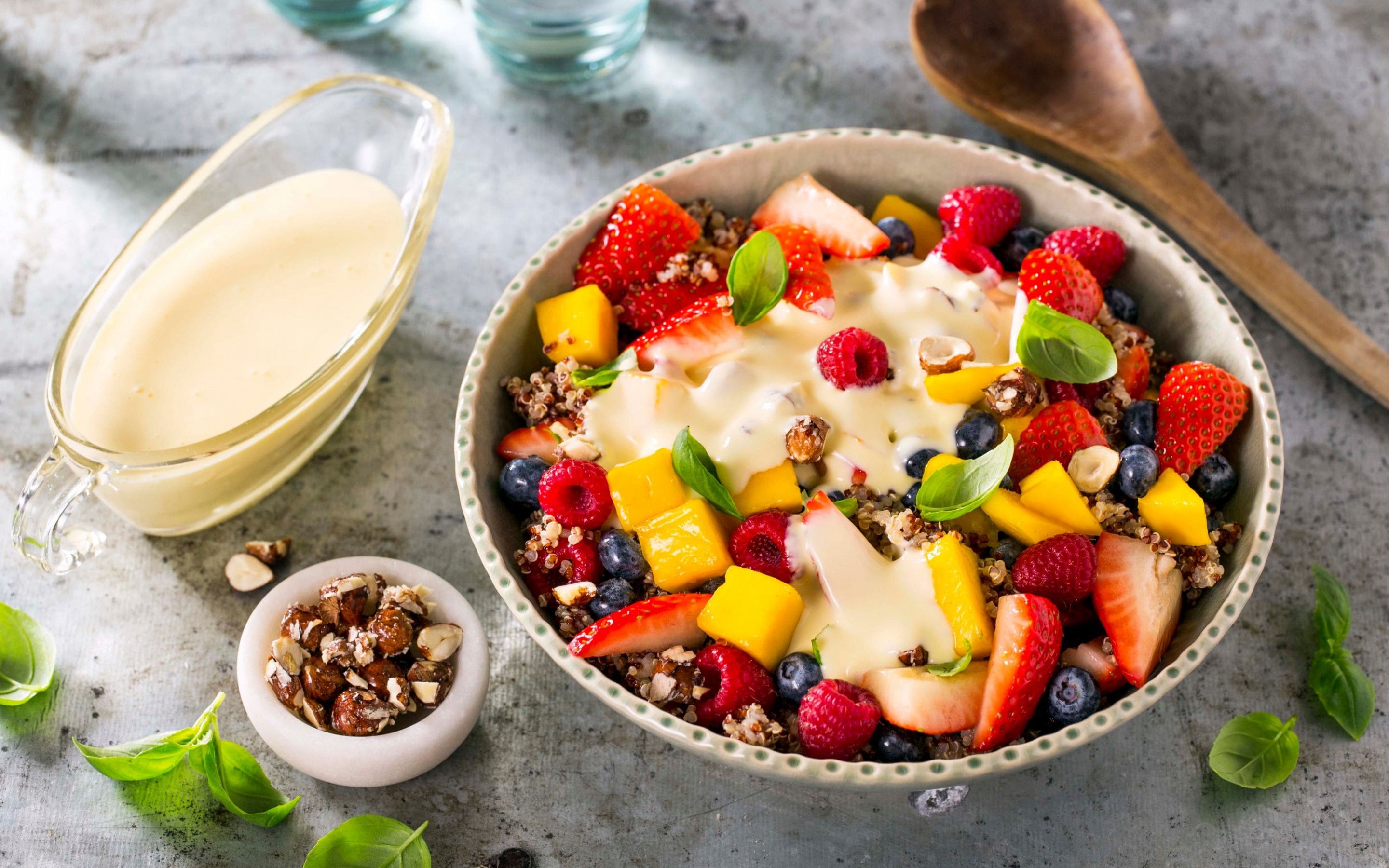 Fruktsalat med quinoa