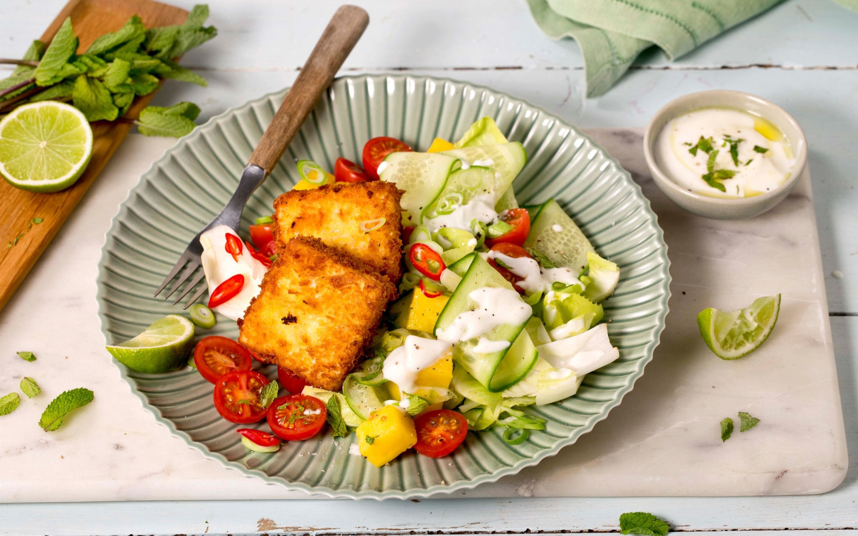 Fritert paneer med salat