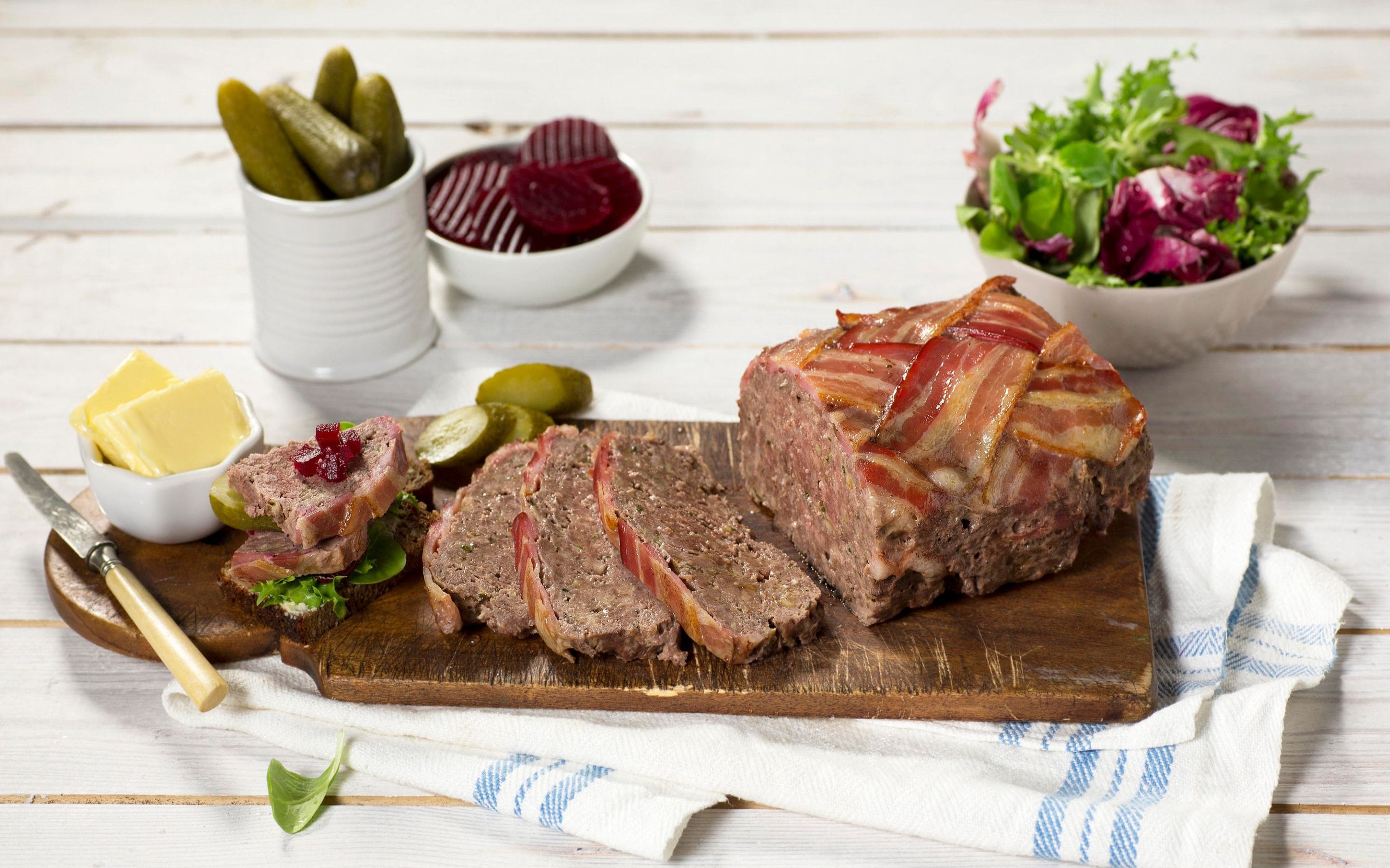 Hjorteterrin med bacon