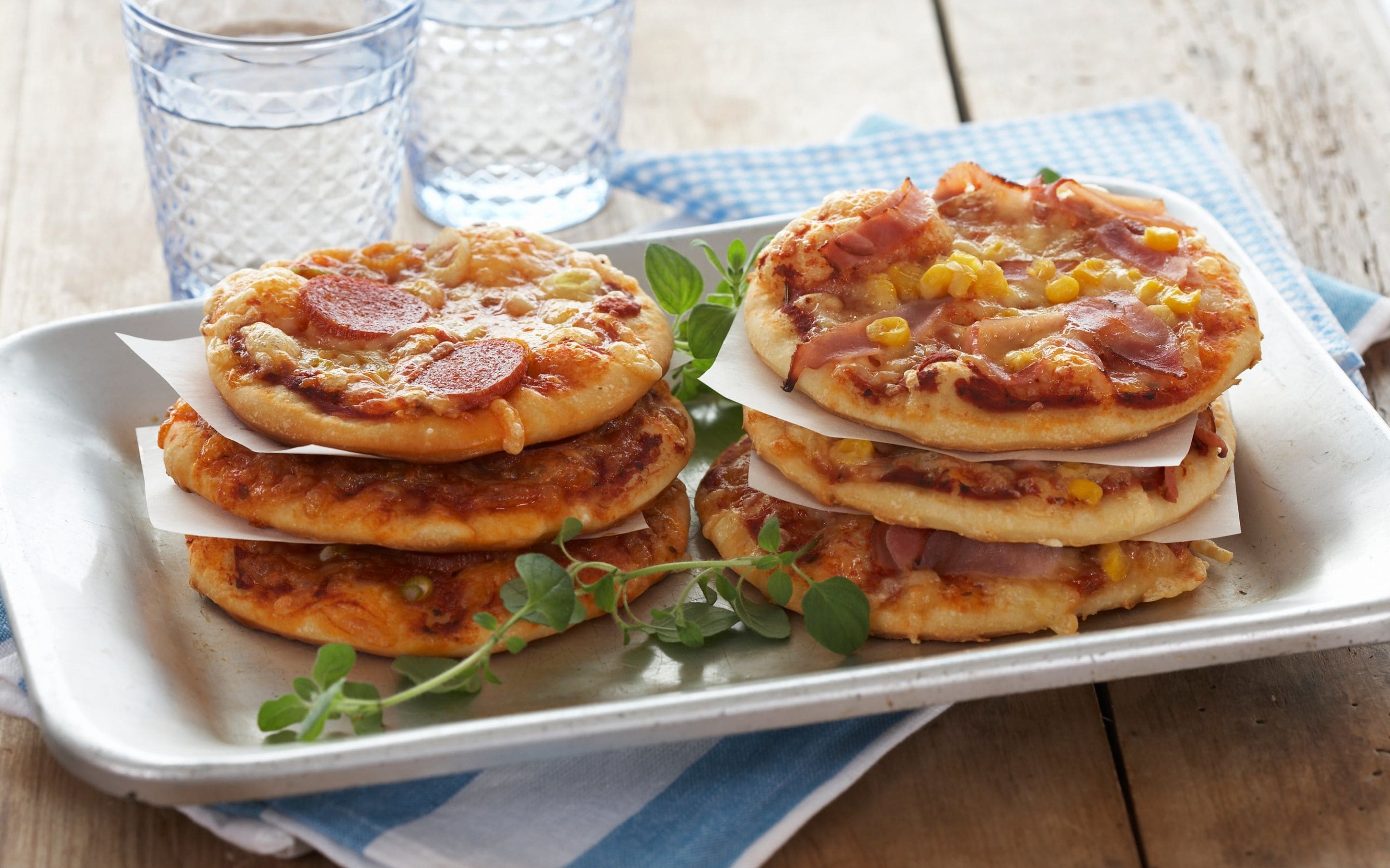 Minipizza med maiskorn