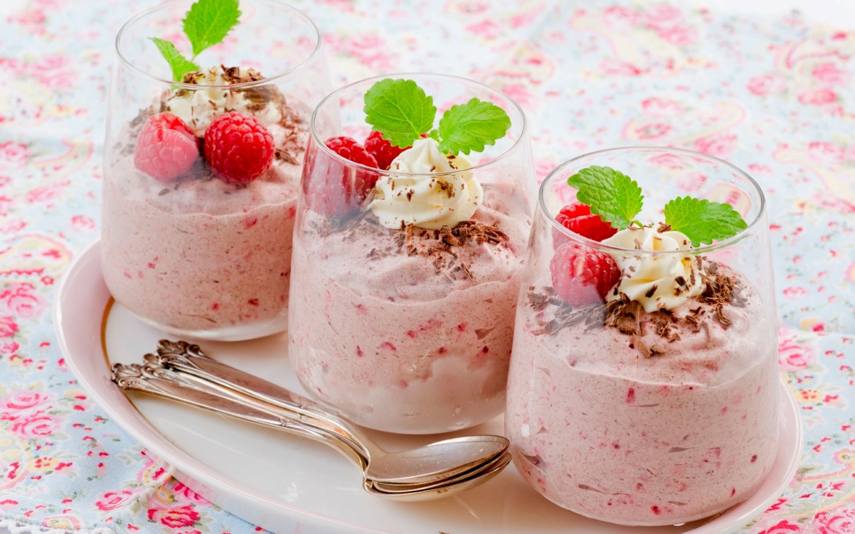 Bringebærparfait