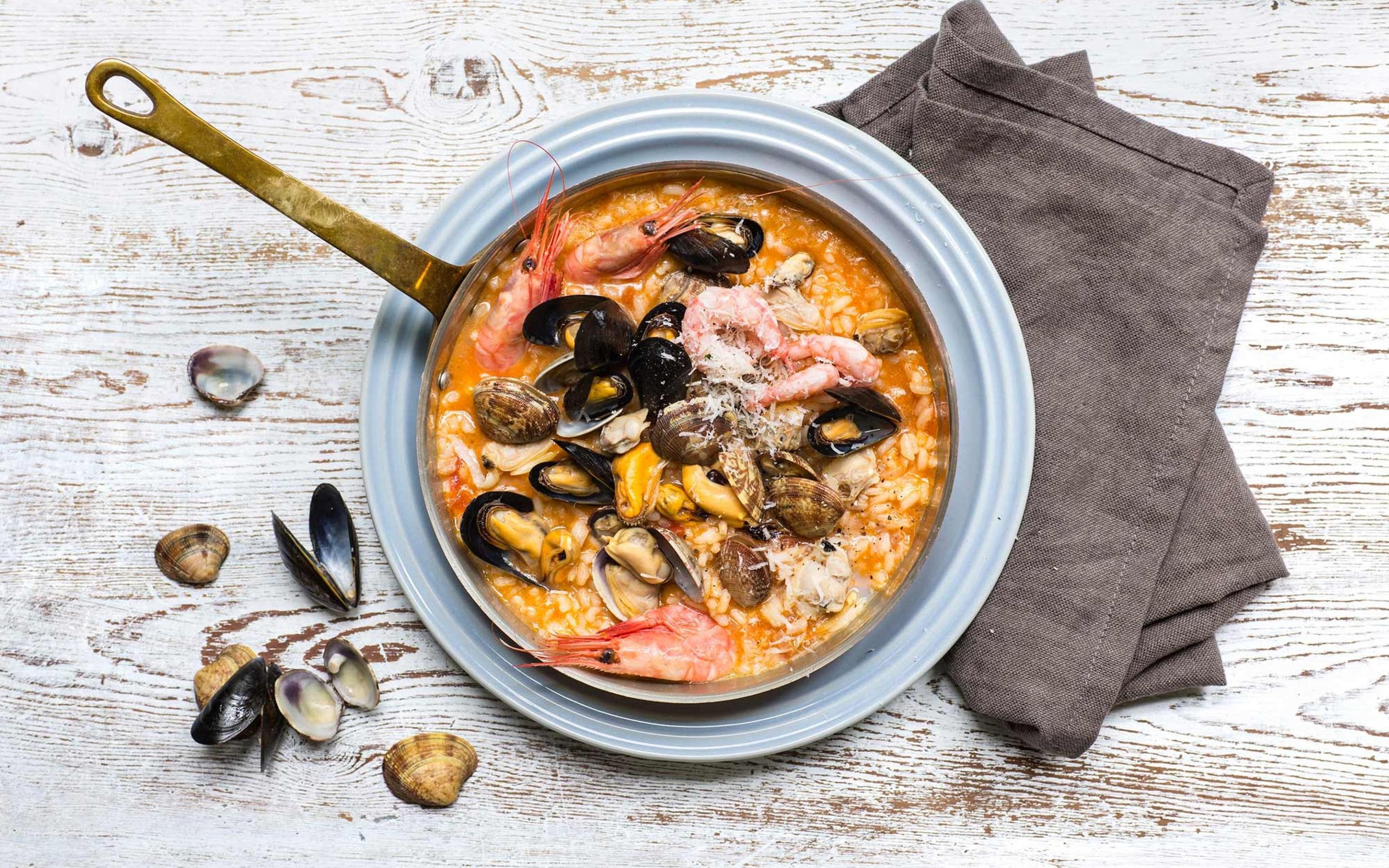 Risotto med skjell og reker