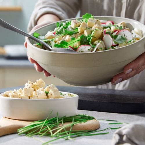 Pastasalat med reddik og salatost
