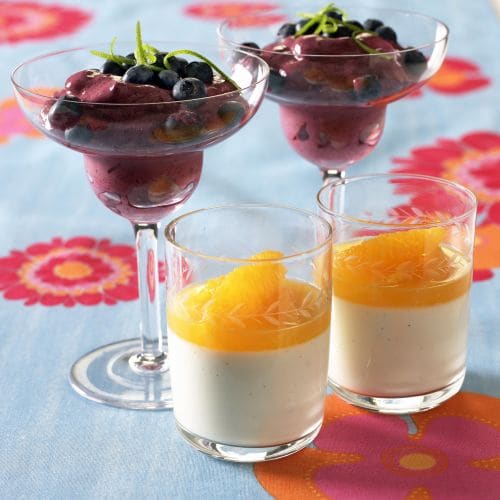 Blåbærdessert og lett Panna Cotta