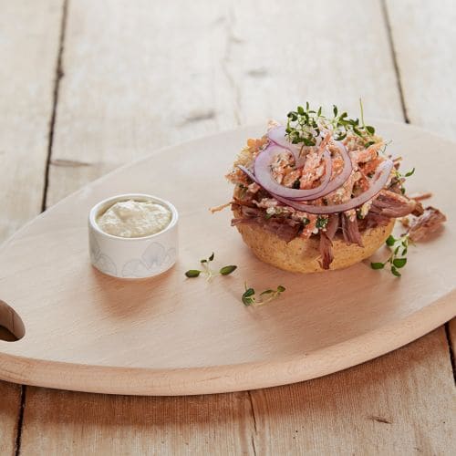 Pulled pork med skjørostsalat