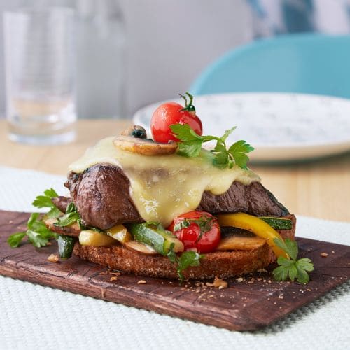 Biffsandwich med smeltet ost
