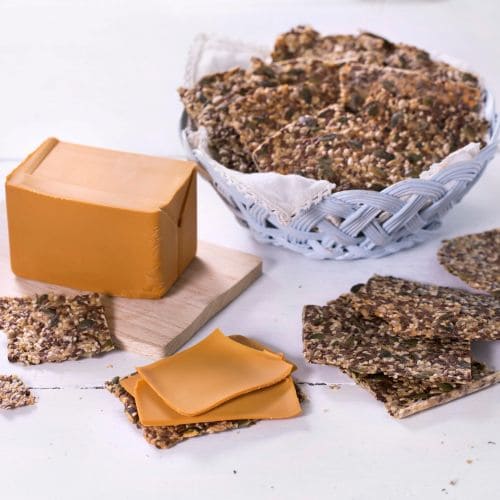 Hjemmelaget knekkebrød med frø