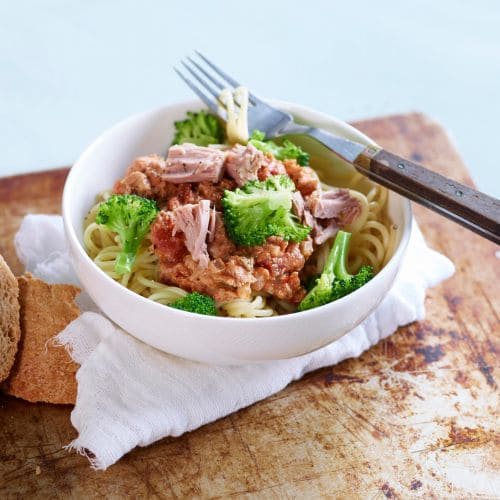 Rask pasta med tunfisk og brokkoli