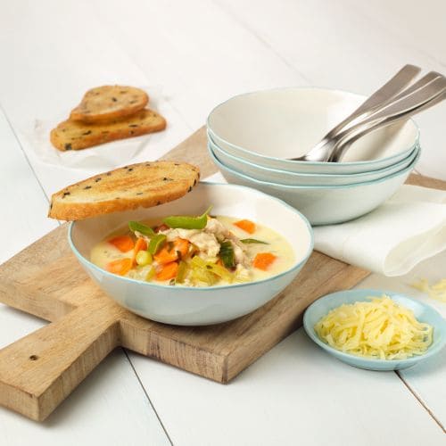 Kremet kyllingsuppe med ostedryss