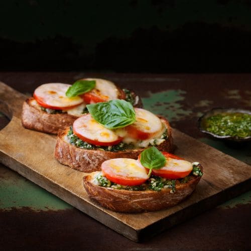 Grillet ost med urtepesto