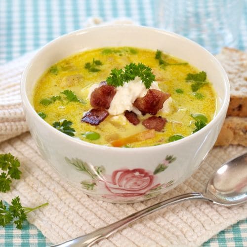 Kyllingsuppe med karri