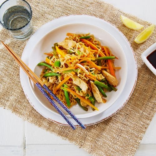 Kylling Chow Mein