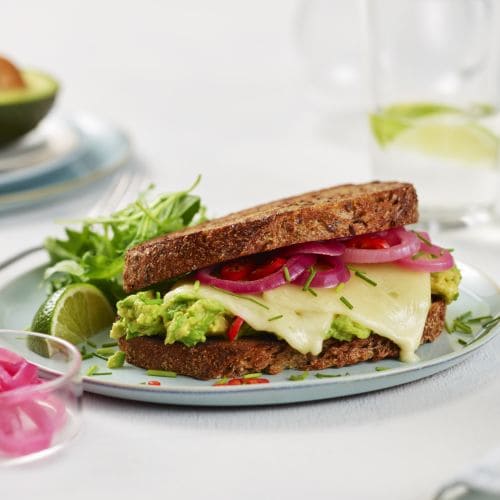 Norvegia® Lett-toast med syltet rødløk