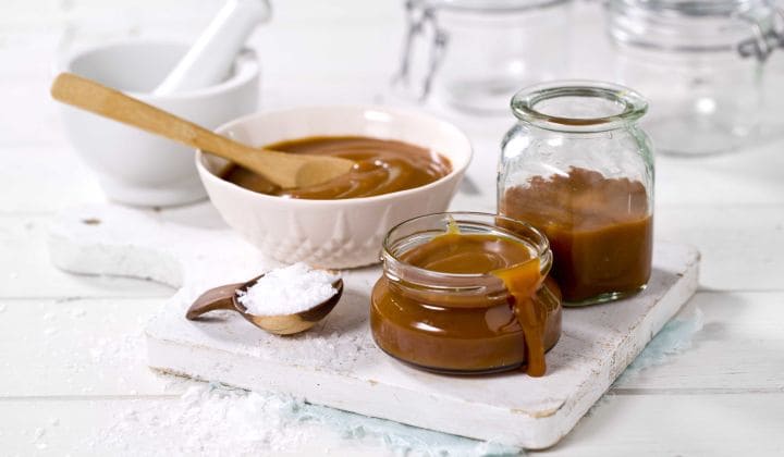 Hjemmelaget karamellsaus med salt