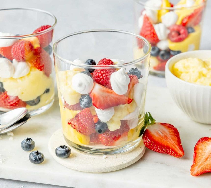 Pavlova med YT® Proteinpudding Vanilje