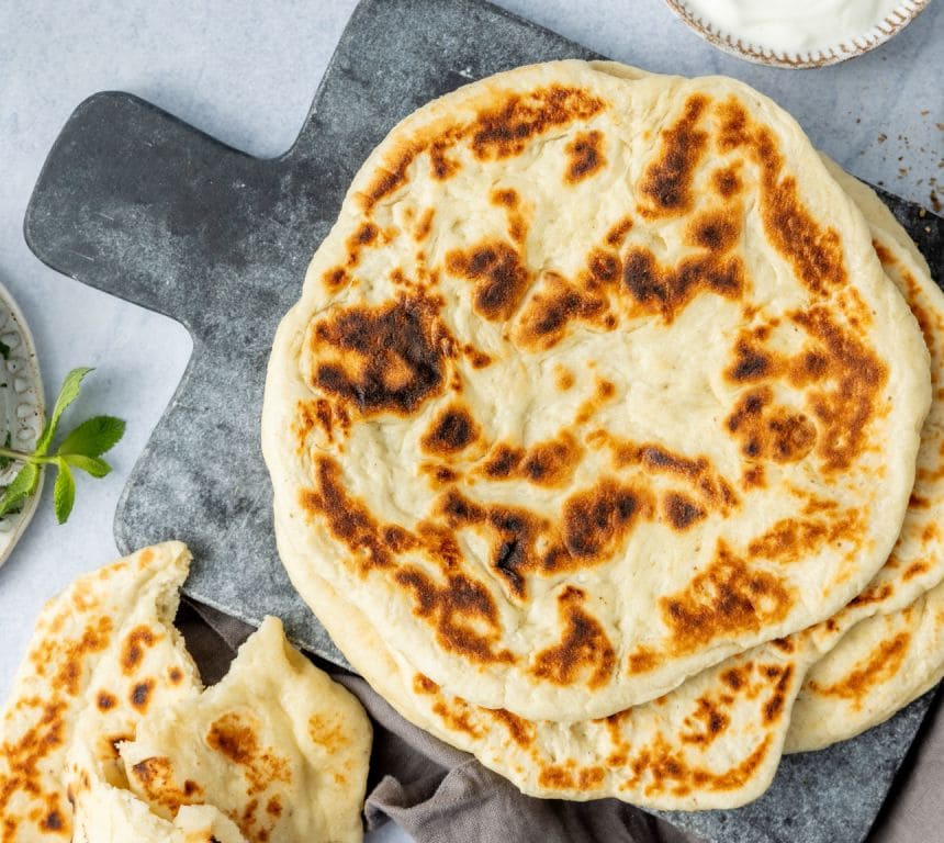 Nanbrød med yoghurt