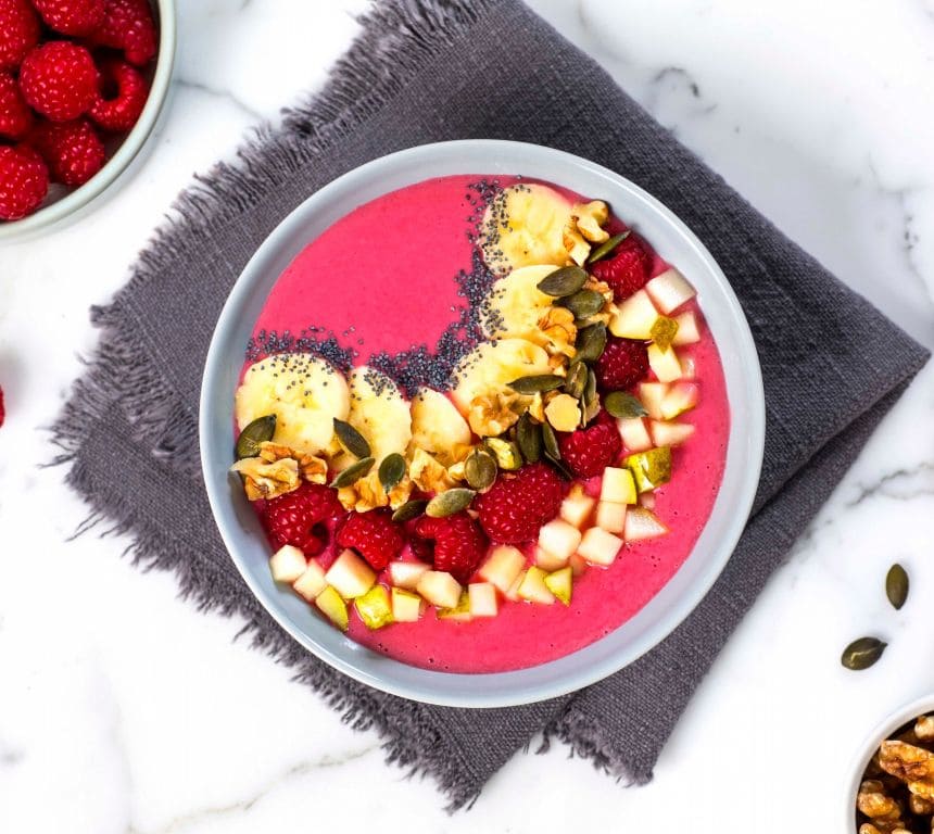 Smoothie bowl med bringebær