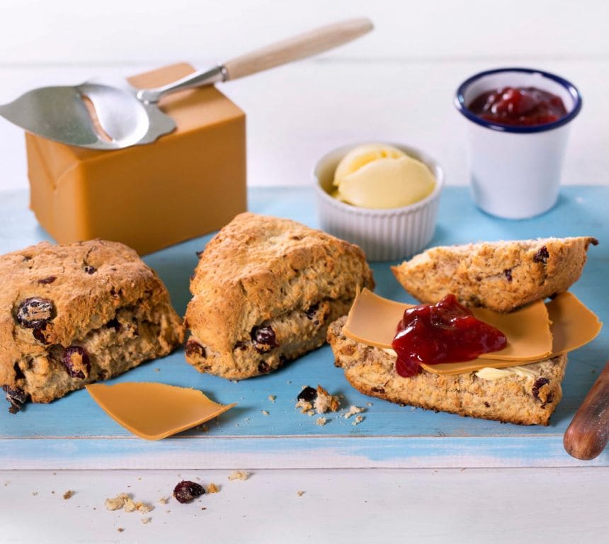 Müsliscones med brunost