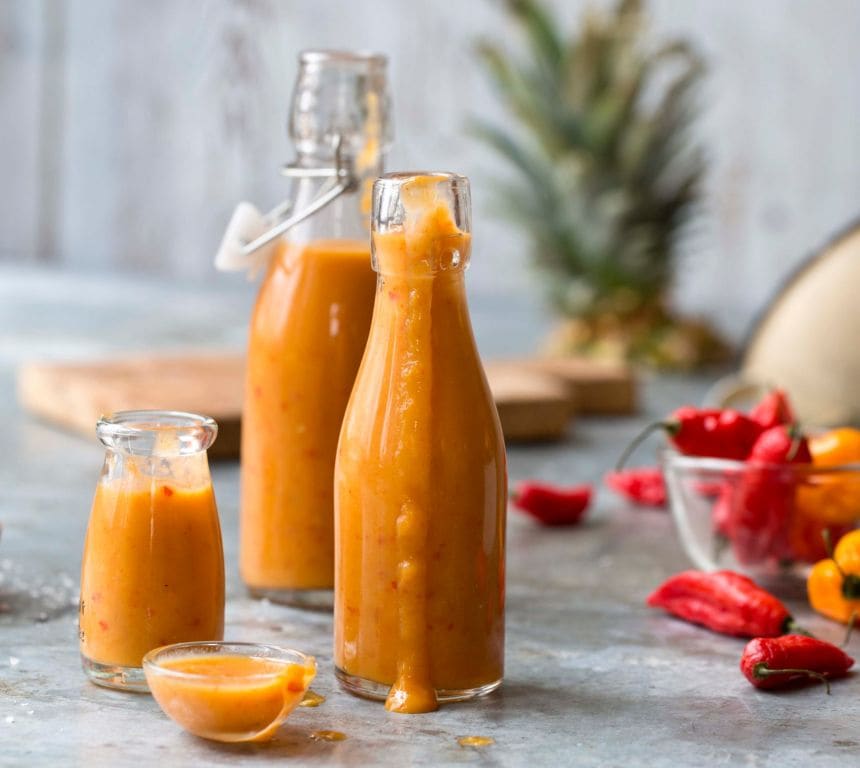 Ghost pepper chilisaus med mango