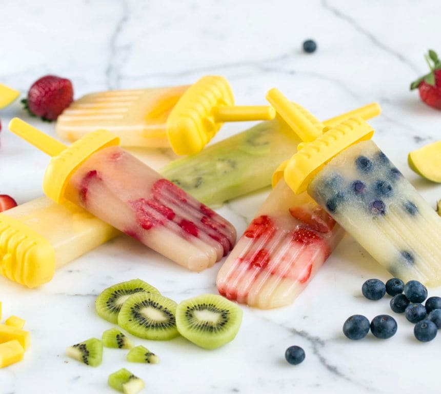 Pinneis med eplejuice, frukt og bær