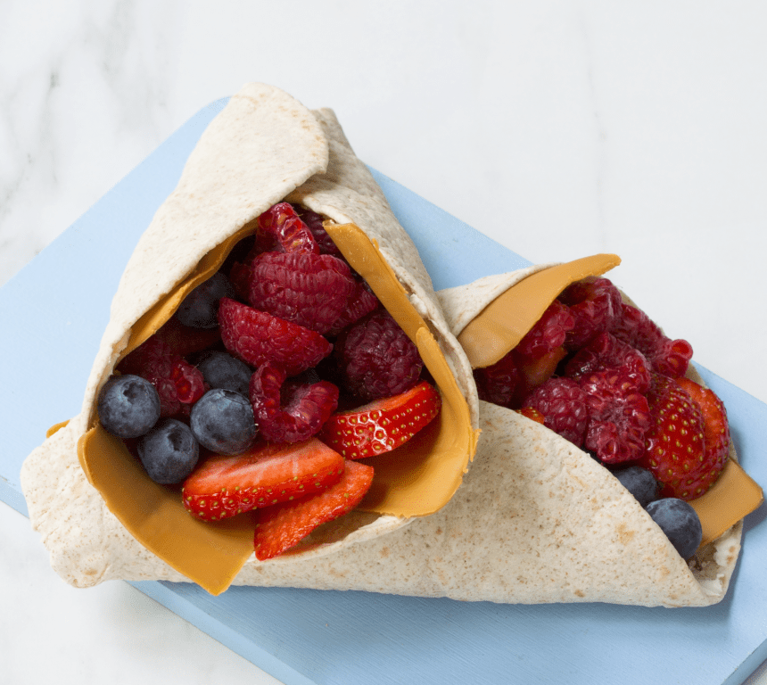 Wrap med brunost og bær