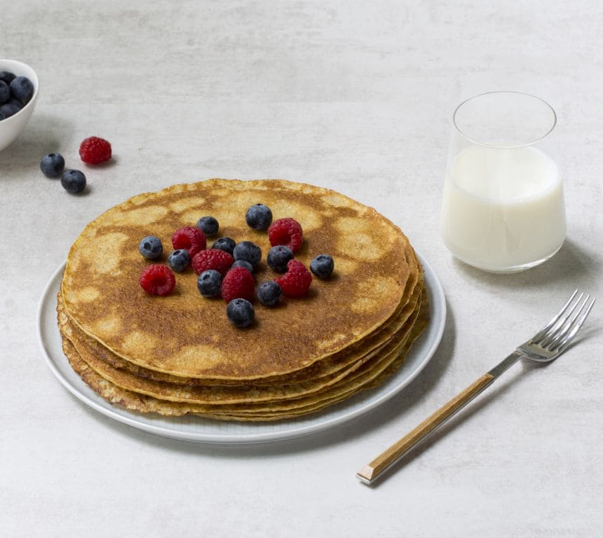 Grove pannekaker med YT® Proteinmelk