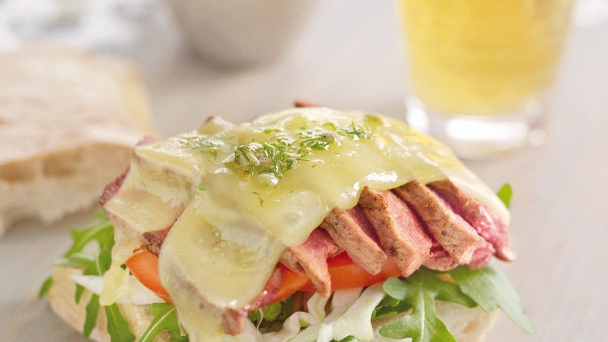 Biff- og Norvegiasandwich