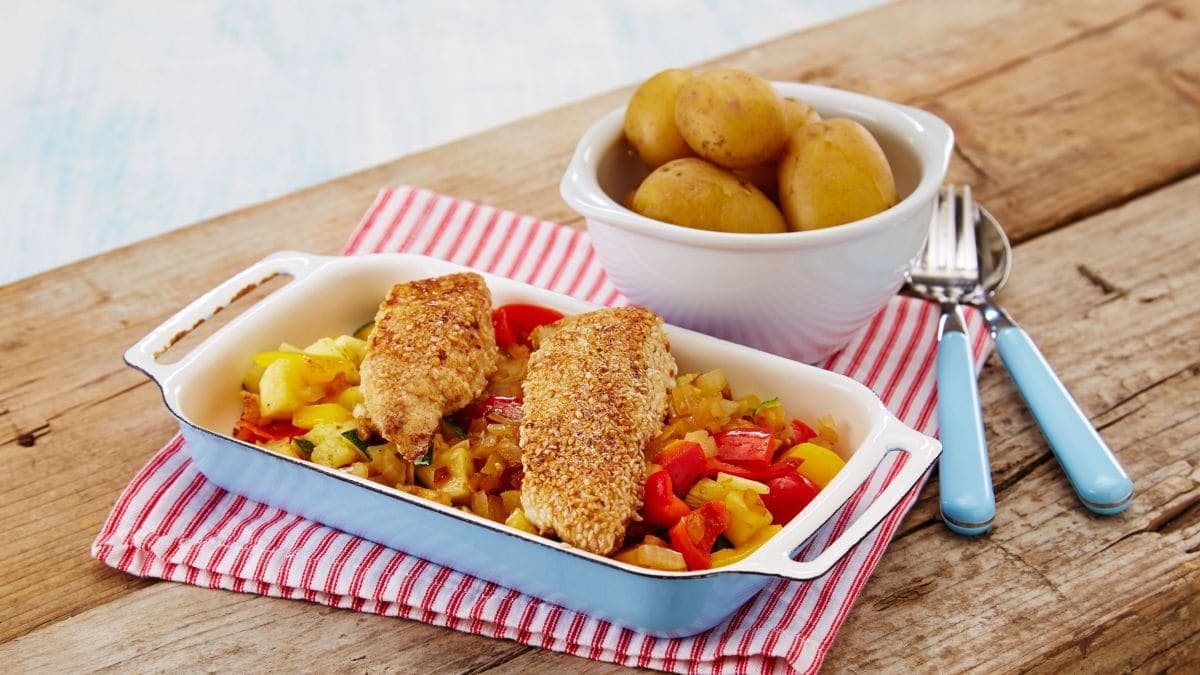 Sesampanert steinbitfilet med ratatouille