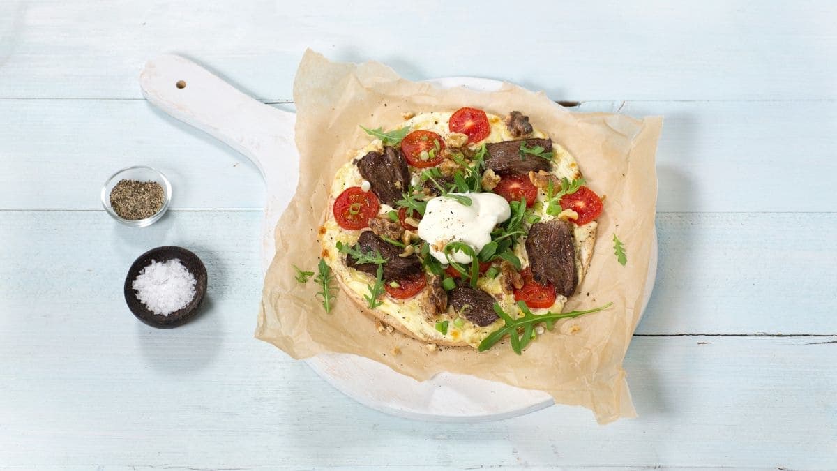 Hvit tortillapizza med ytrefilet