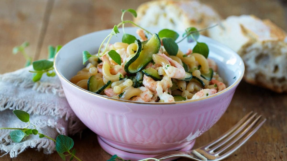 Pasta med reker og squash