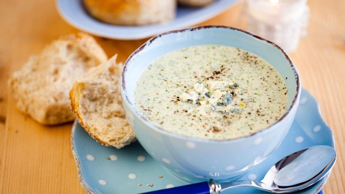 Brokkoli- og ostesuppe
