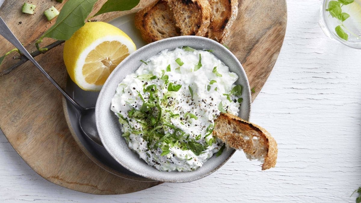 Tzatziki med TINE® Yoghurt Naturell Gresk Type