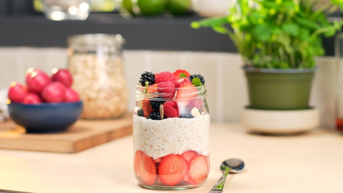 Kjøleskapsgrøt med TINE® Yoghurt Vanilje
