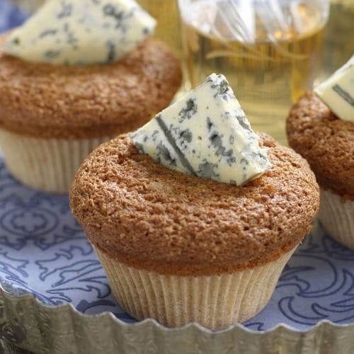 Pepperkakemuffins med blåmuggost