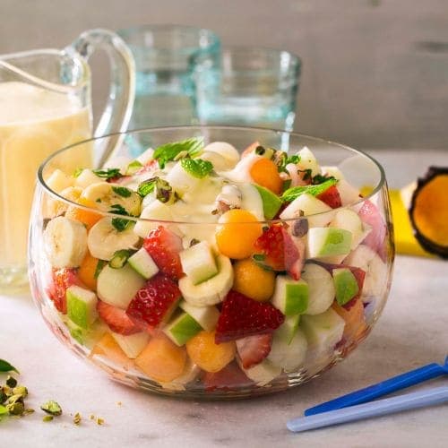 Klassisk fruktsalat med vaniljesaus