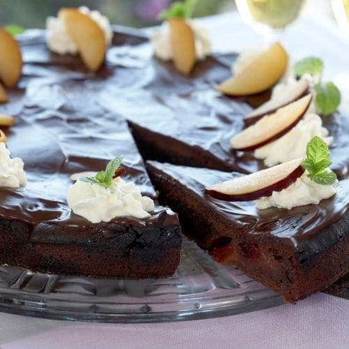 Sjokoladekake med plommer