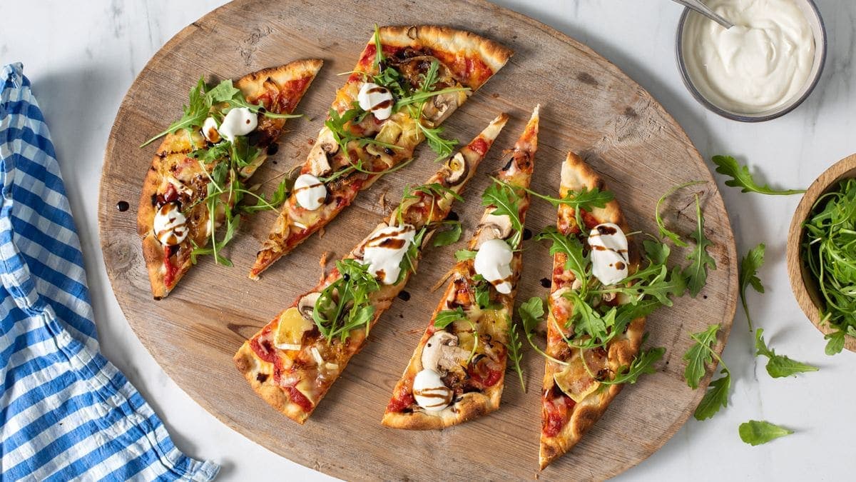 Next ImagePizza med camembert, sopp og balsamico