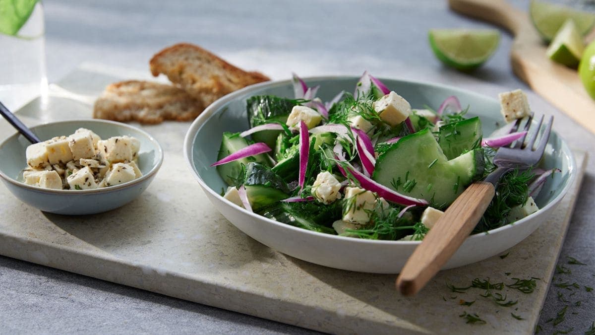Next ImageGrønn salat med ost