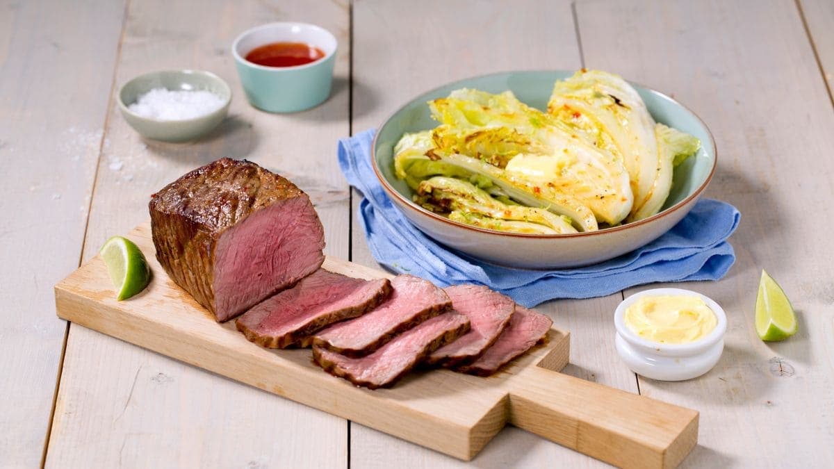 Ytrefilet og kinakål på grillen