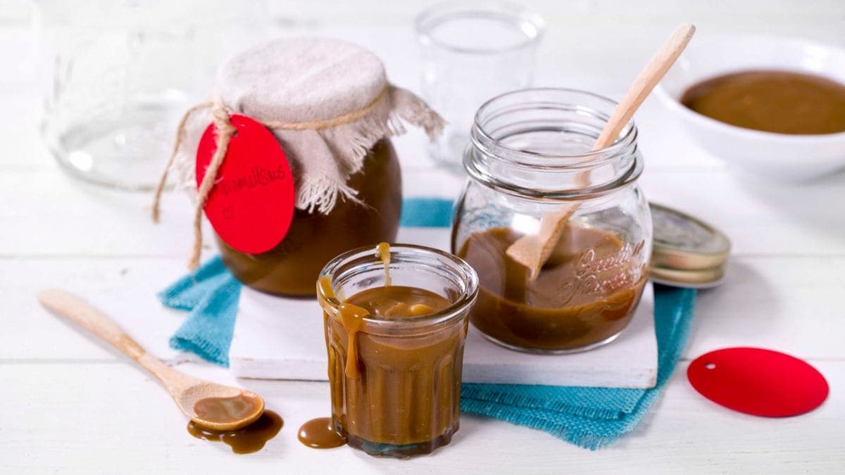 Søt karamellsaus