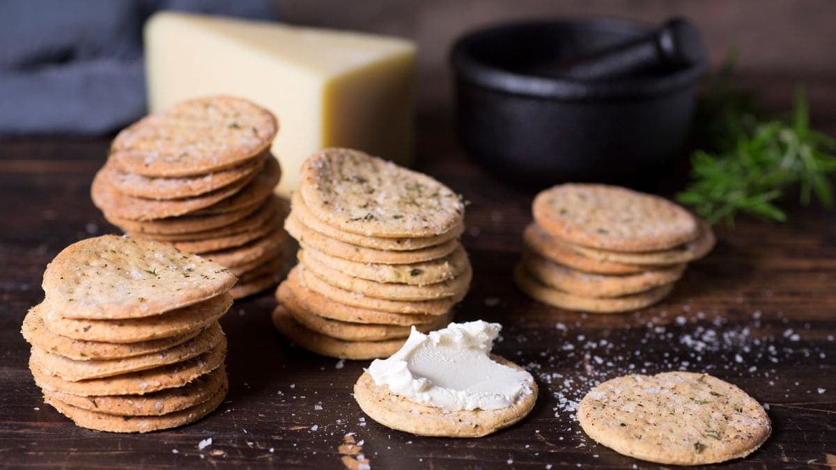 Salte kjeks med urter