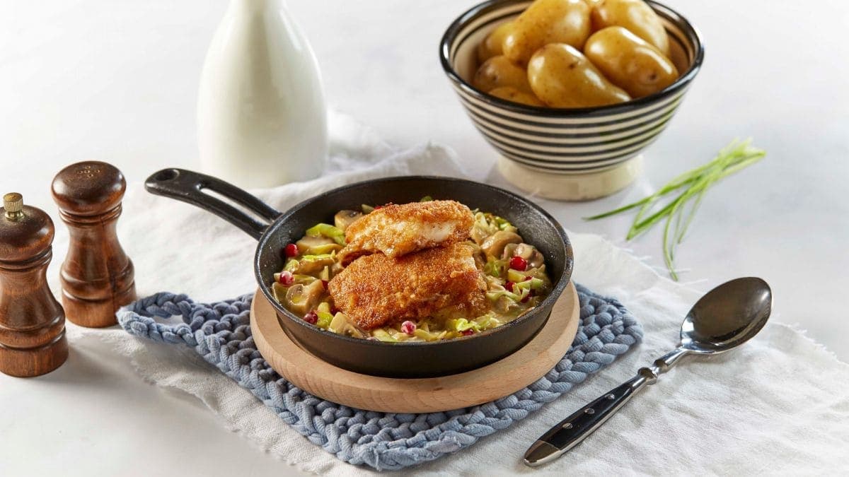 Fiskepanne med tyttebær