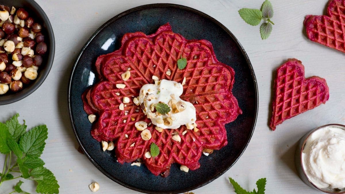 Røde vafler med krem