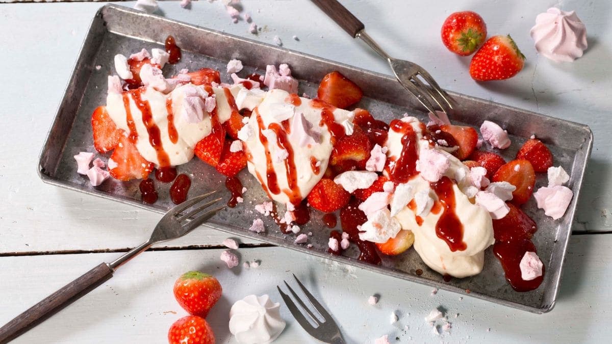 Eton mess