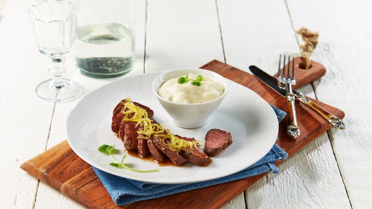 Ingefærglasert reinsdyrfilet