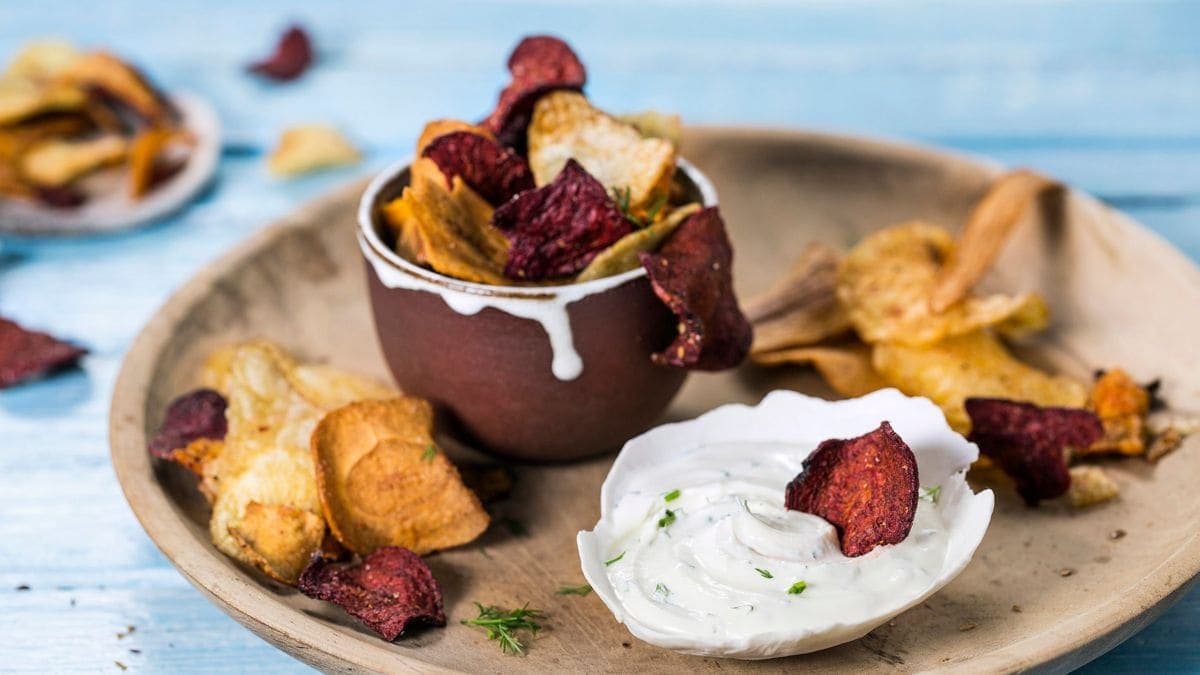 Kremostdipp med sitron, dill og gressløk