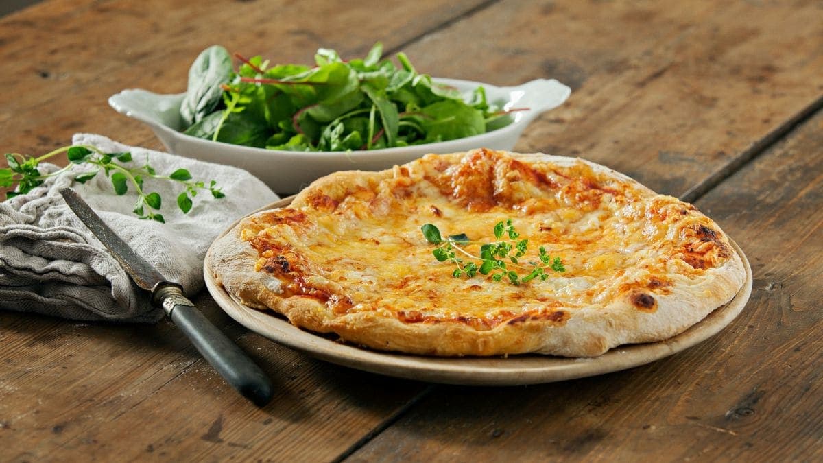 Next ImagePizza med fire oster