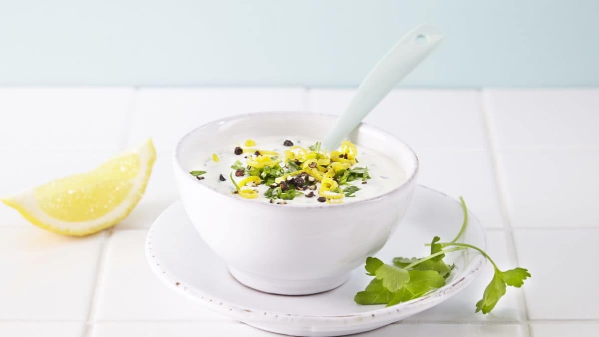 Frisk dressing med Cottage Cheese og sitron