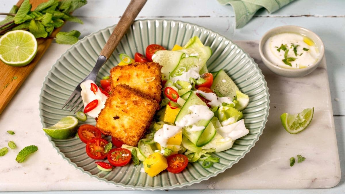 Fritert paneer med salat
